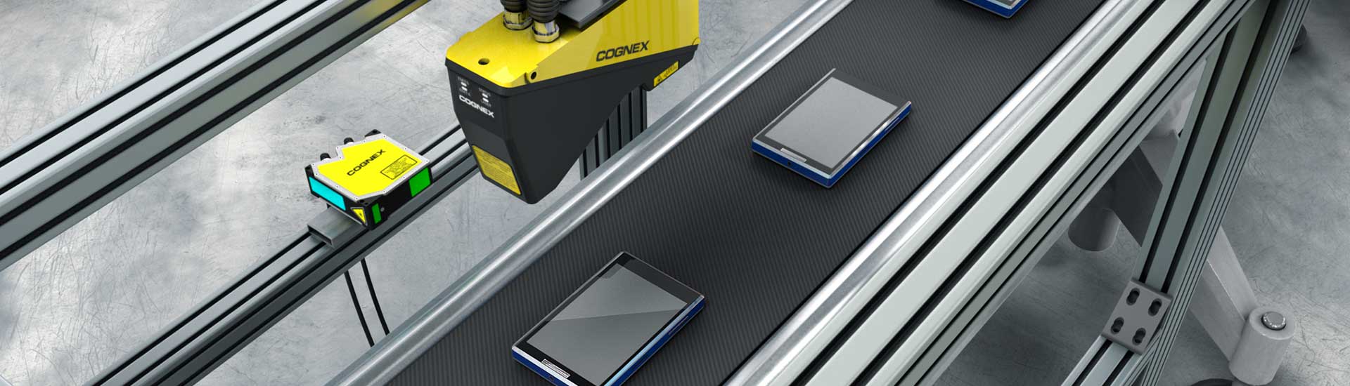 Produktionslinie mit Tablets und Kamera zur Bildverarbeitung